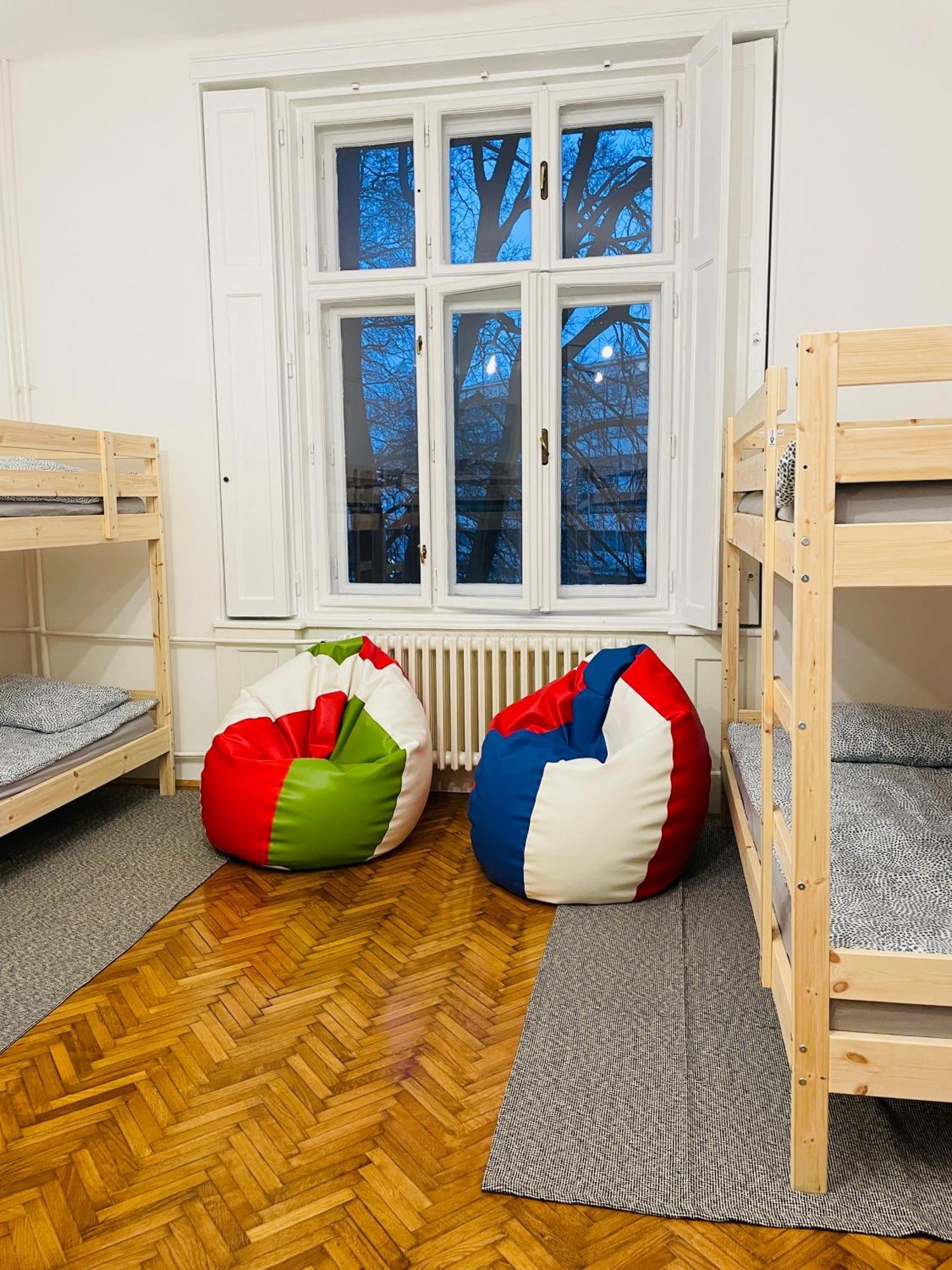 Hostel Green World 노비사드 외부 사진