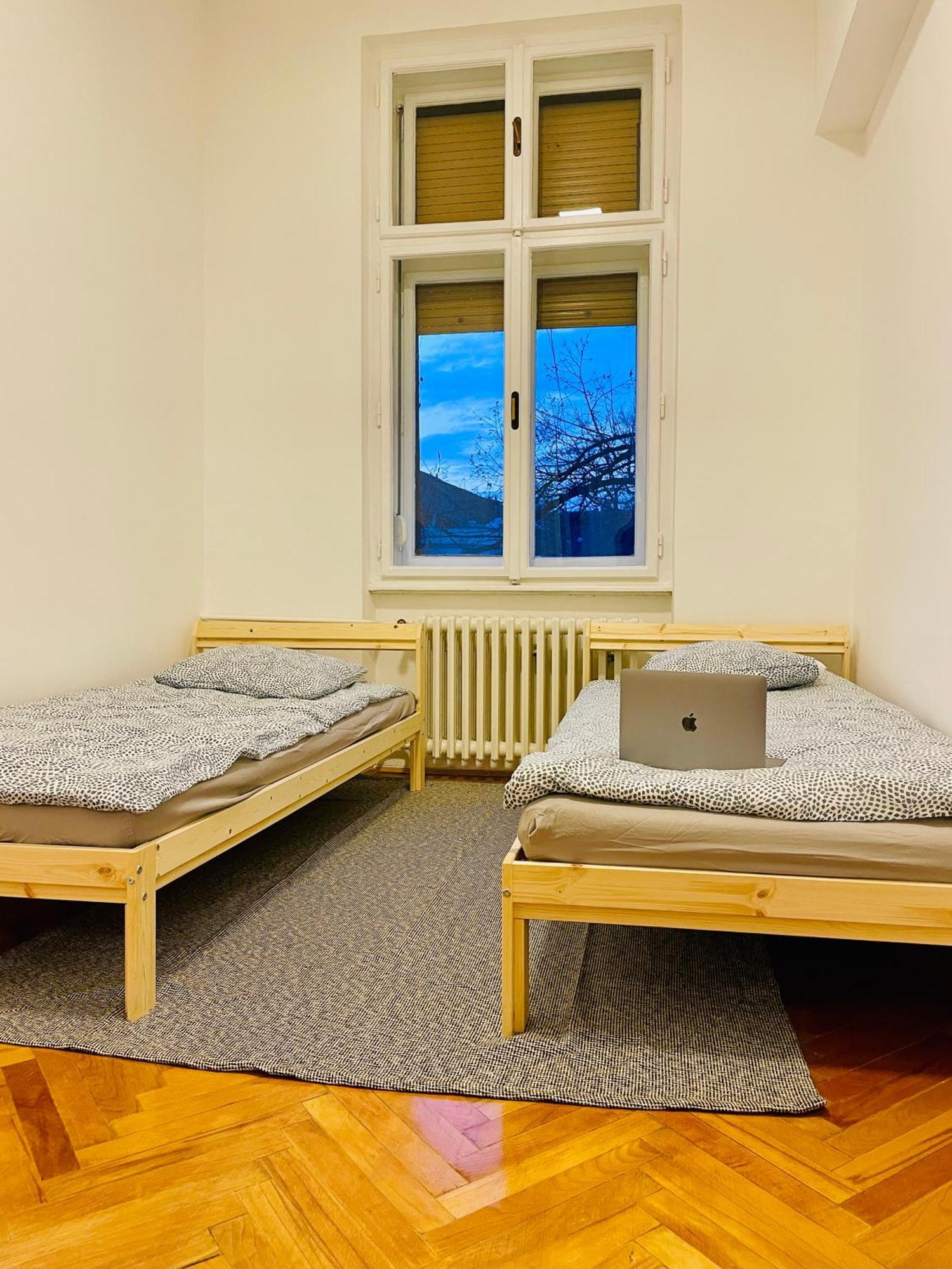 Hostel Green World 노비사드 외부 사진