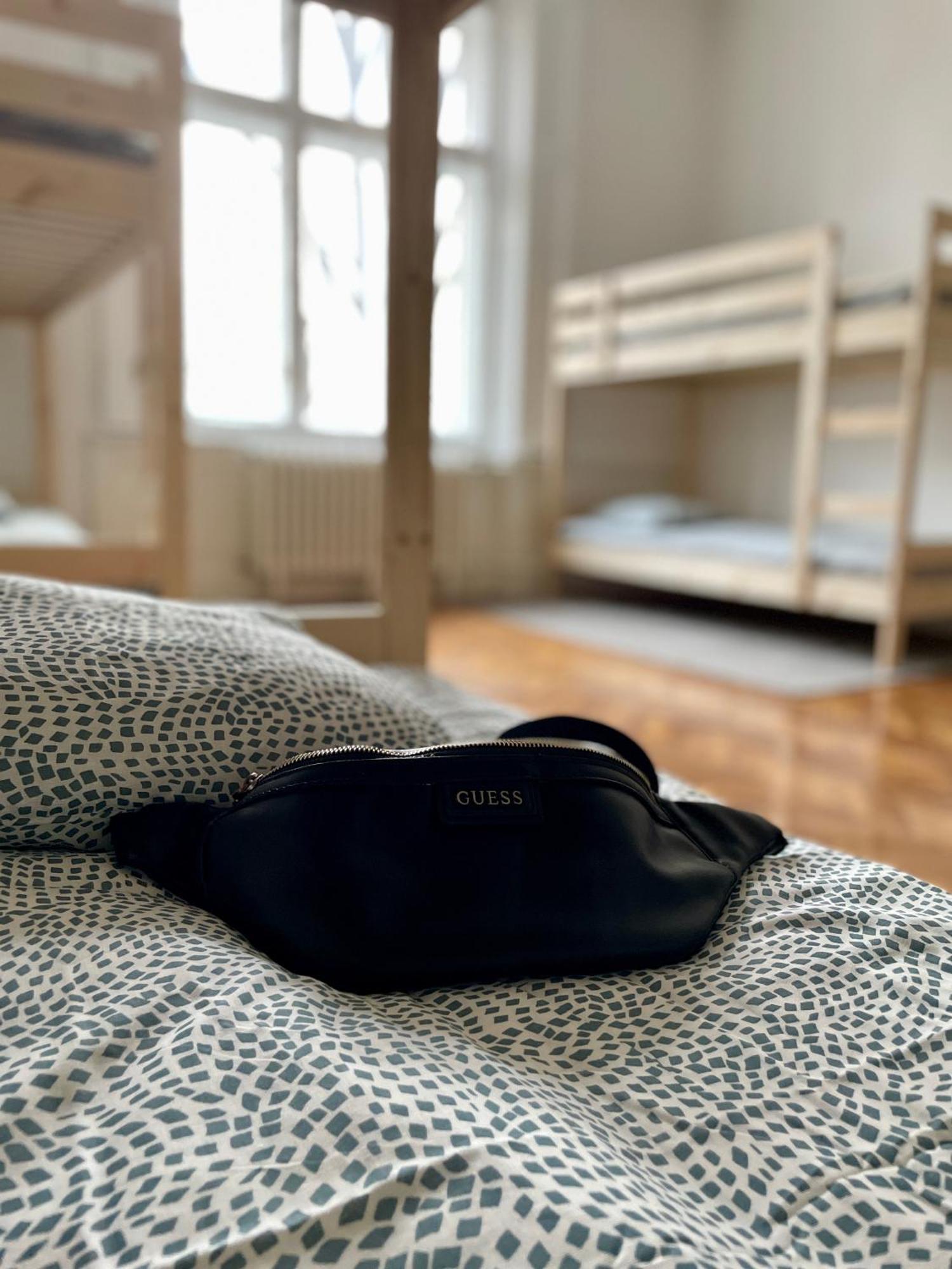 Hostel Green World 노비사드 외부 사진